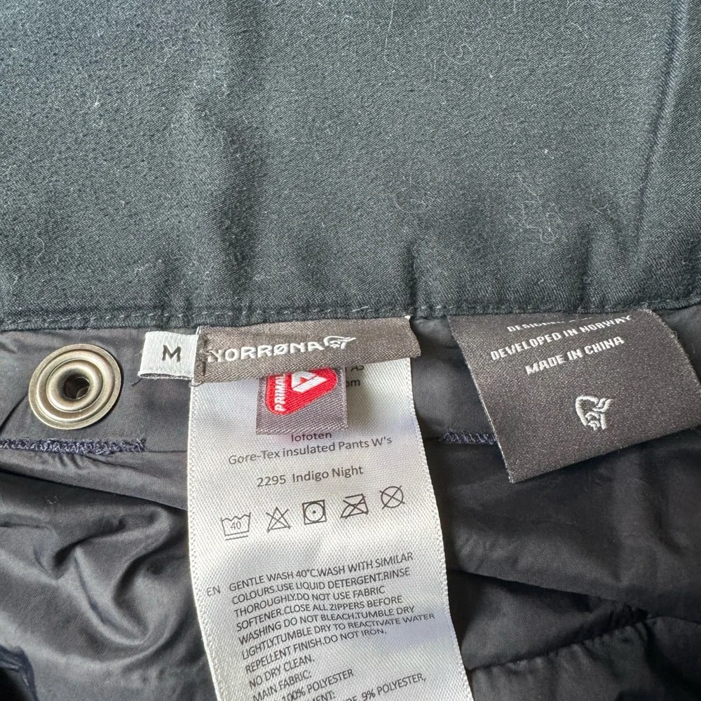 Norrona Lofoten Insulated Gore-Tex Ski Pants - Picture 8 of 9